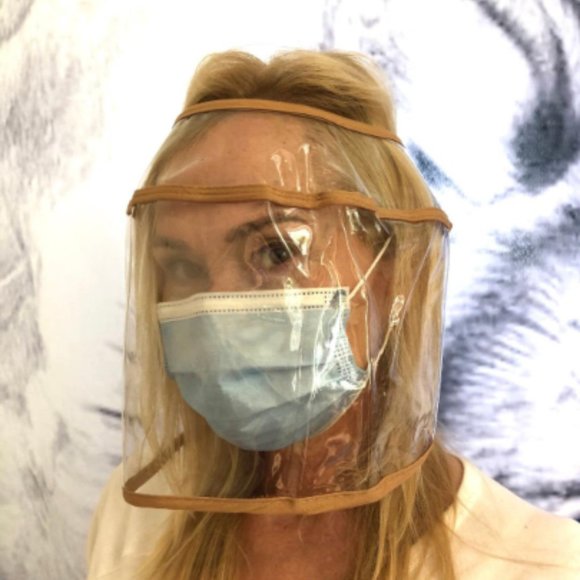 Face shield Mask with matching Hat sturdy washable - Picture 4 of 6